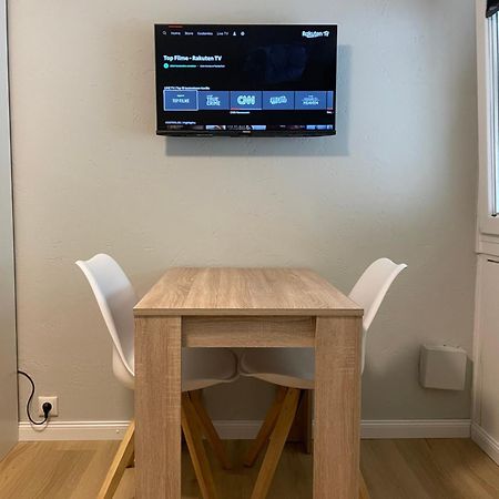 Suesses Kleines Und Zentrales Apartment Fuer Zwei Personen Mitten In Hamburg-Harburg Buitenkant foto